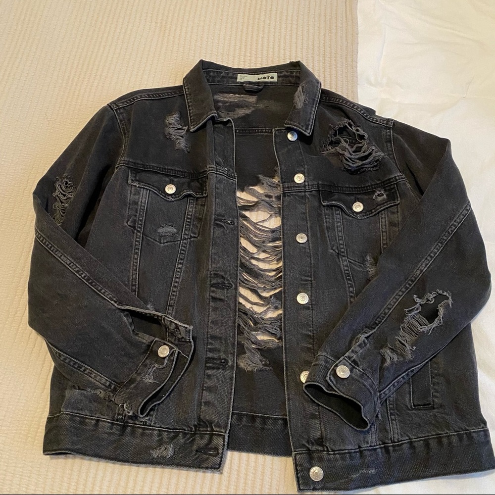 TOPSHOP Distressed Denim Jacket